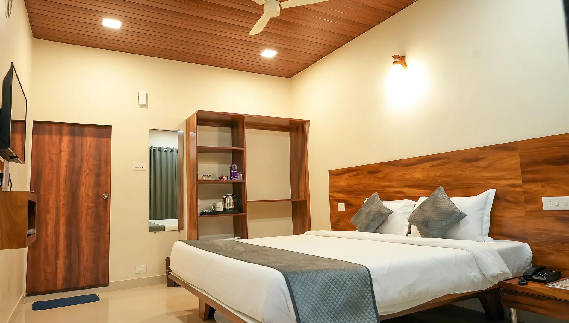 2386_748novobliss_resort_deluxe__11_